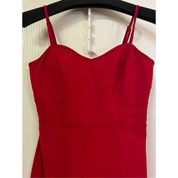 Guess Bodycon Dress - Picture 3 of 5